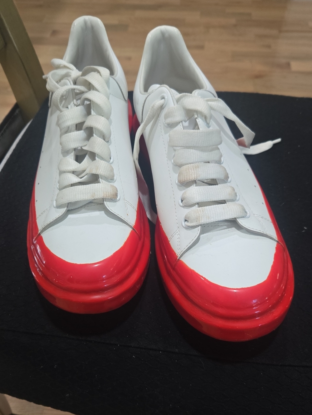 White Sneakers with Red Toe-Trim - Men's Casual Lace-Up